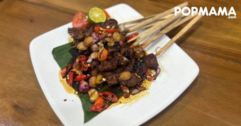Sate kambing di Soto Sob H. Asmawi - Popmama.com/Onic Metheany